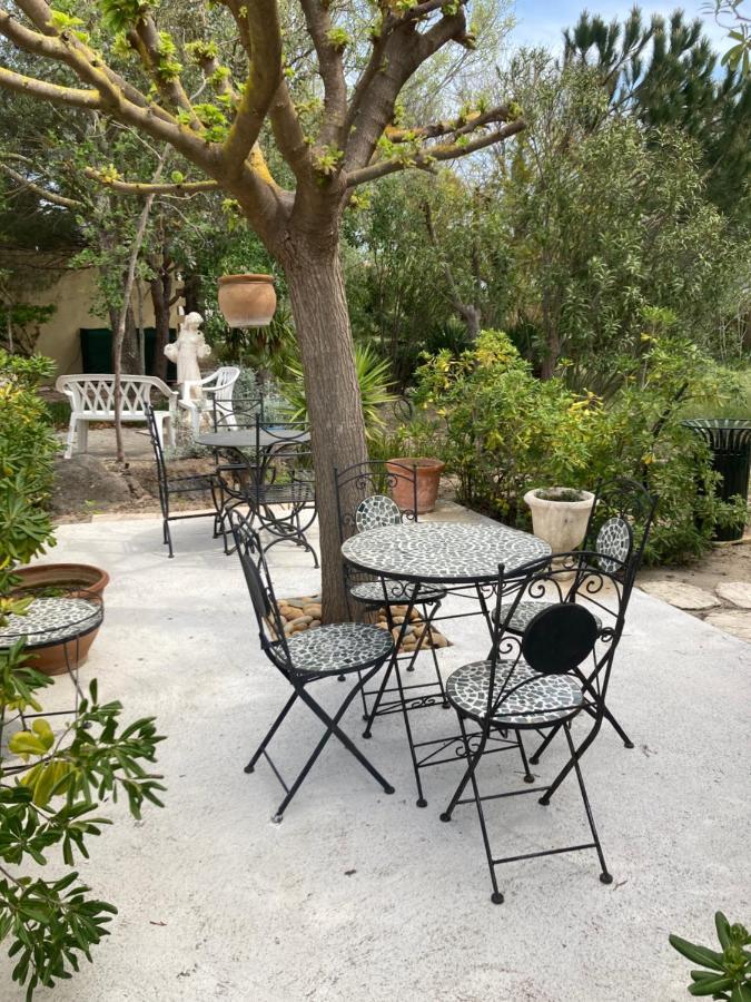 Bed and Breakfast Le Robinson Marseillan  Esterno foto